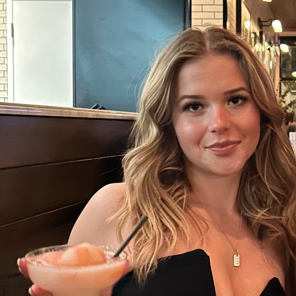 Meet your Posher, Laurel - Picture 1 of 1